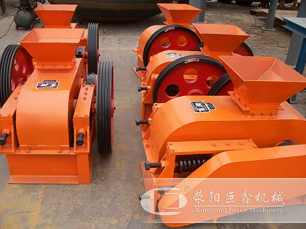 对辊制沙机场内存放区